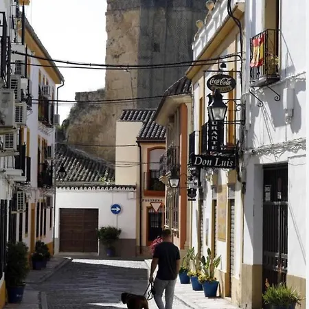 Casa Muralla Del Alcazar Viejo Cordoba