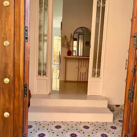 Casa Muralla Del Alcazar Viejo * Cordoba